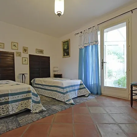Quaint In With Private Swimming Pool *